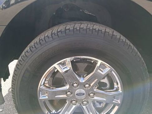 Certified 2022 Ford F150 XLT w/ Equipment Group 302A High image 17