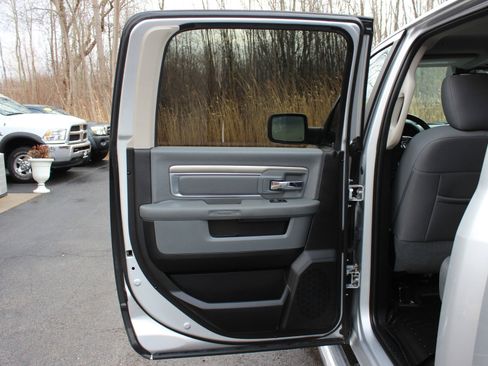 Used 2017 RAM 1500 Big Horn image 30