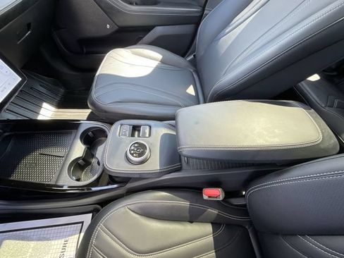 Used 2024 Ford Mustang Mach-E Premium AWD/4WD image 22
