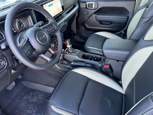 New 2026 Jeep Gladiator Willys AWD/4WD image 11