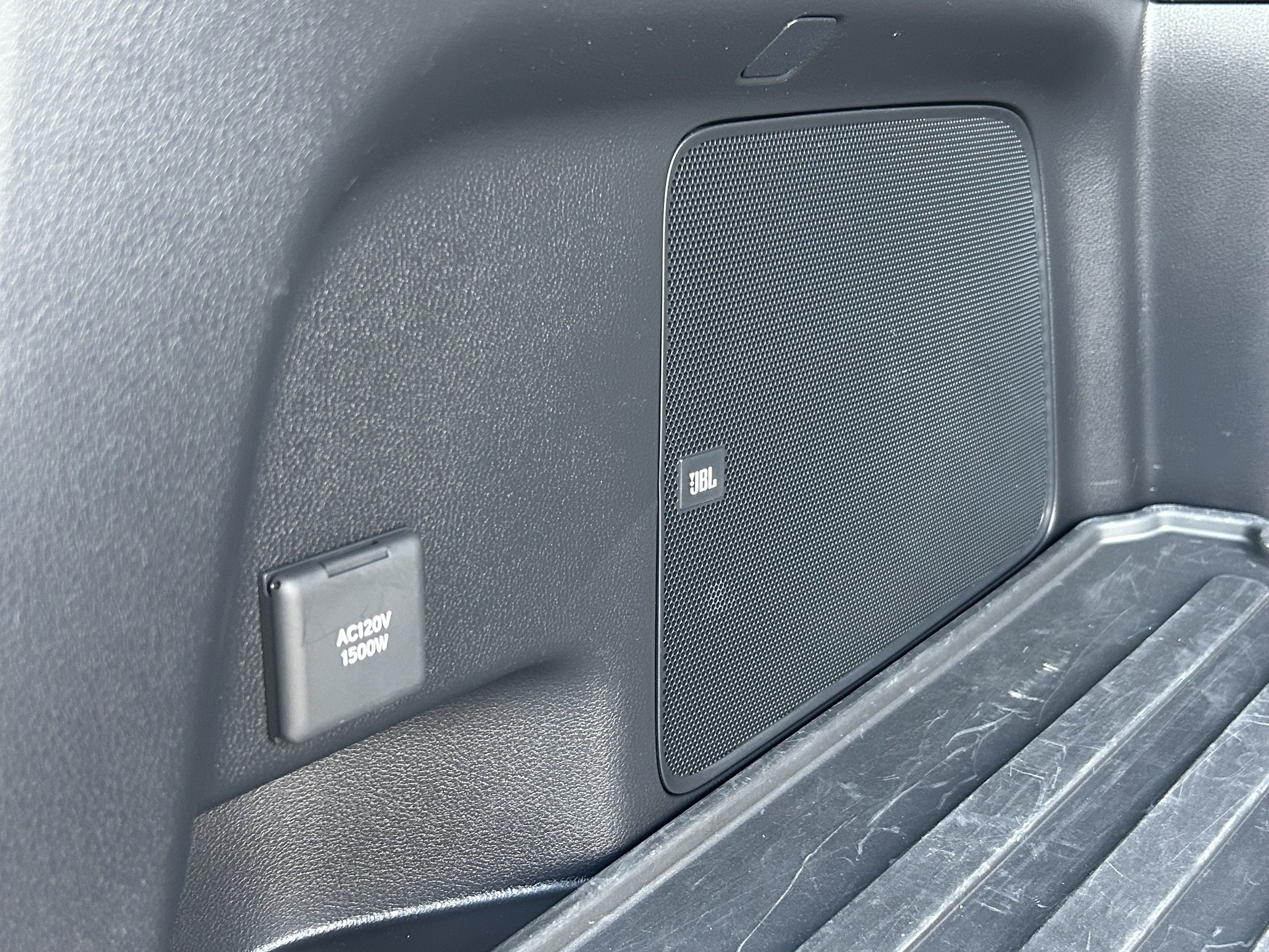 Used 2025 Toyota Grand Highlander AWD Hybrid image 25