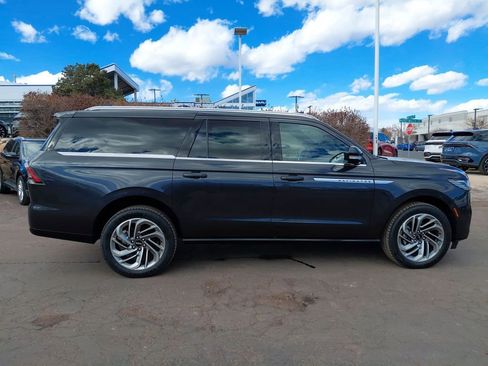 New 2026 Lincoln Navigator L Reserve image 10