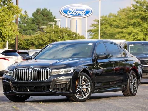 Used 2020 BMW 750i xDrive w/ Executive Package AWD/4WD image 1