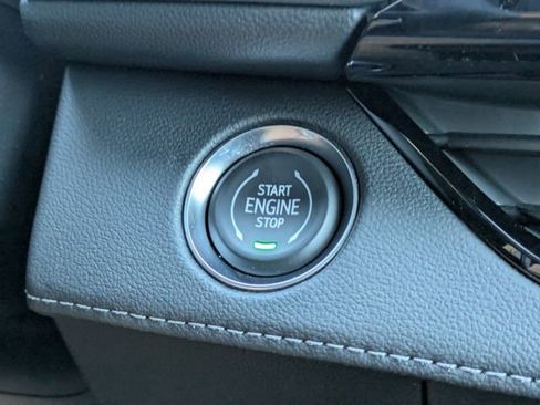 New 2026 Buick Enclave Avenir w/ Super Cruise Package FWD image 36