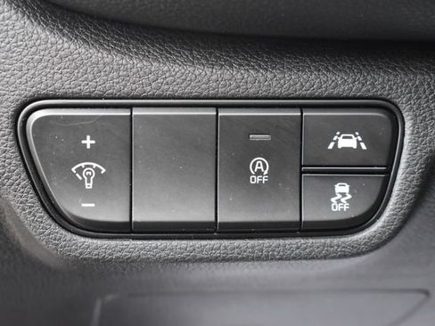 Used 2023 Kia Seltos S w/ Navigation Package AWD/4WD image 21