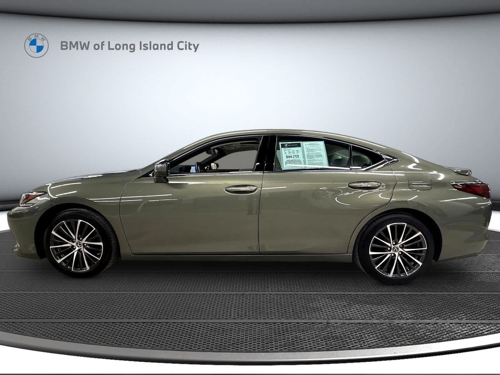 Used 2025 Lexus ES 350 w/ Premium Package FWD image 8