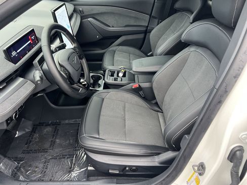 New 2025 Ford Mustang Mach-E GT image 18