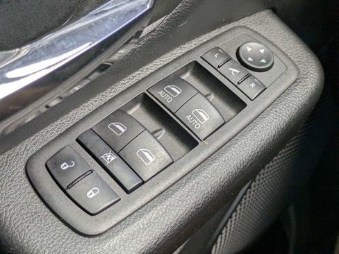 Used 2023 RAM 1500 Big Horn AWD/4WD image 23