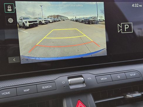 New 2025 Kia K4 GT-Line image 13