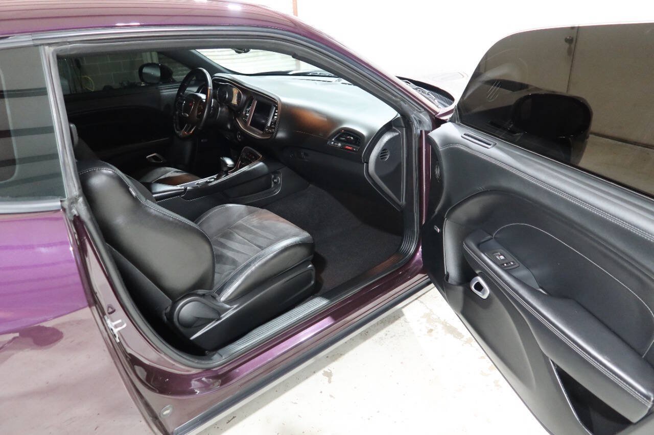 Used 2022 Dodge Challenger R/T Scat Pack w/ Plus Package RWD image 11