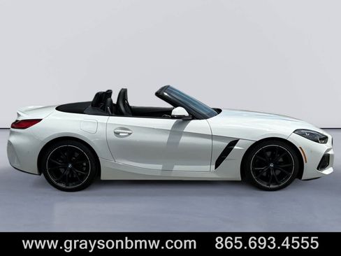 Used 2023 BMW Z4 sDrive30i w/ Premium Package RWD image 2