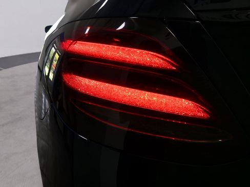 Used 2020 Mercedes-Benz E 450 4MATIC Sedan image 39
