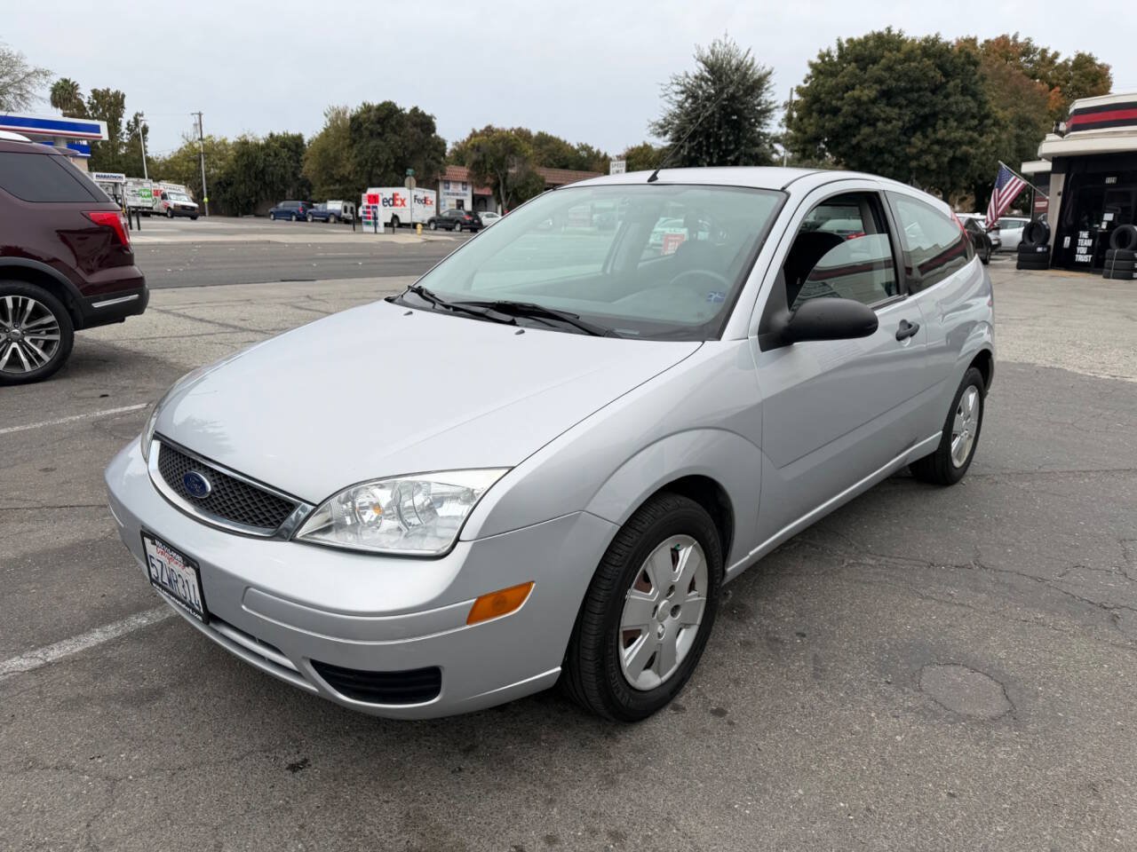Used 2007 Ford Focus SE FWD image 1