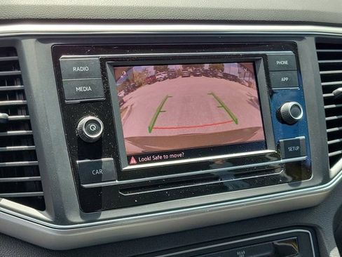 Used 2018 Volkswagen Atlas S image 25