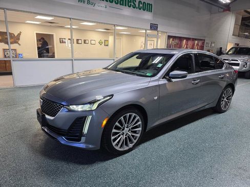 Used 2020 Cadillac CT5 Premium Luxury image 2