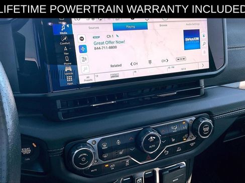 Used 2024 Jeep Wrangler Rubicon 392 image 8