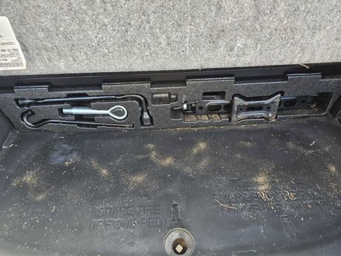 Used 2017 Acura MDX SH-AWD w/ Advance Package image 36