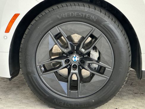 Used 2026 BMW iX xDrive60 AWD/4WD image 13