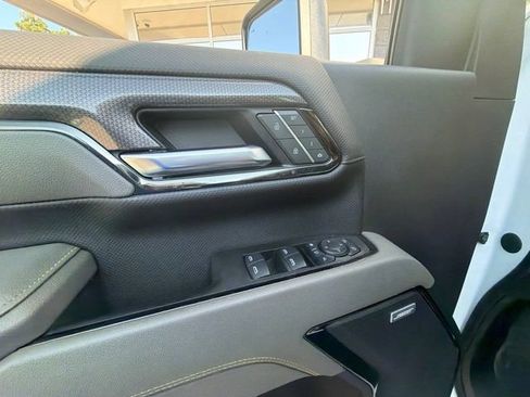 Used 2025 Chevrolet Silverado 2500 ZR2 w/ ZR2 Bison Edition AWD/4WD image 27