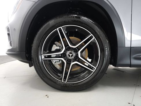 Certified 2026 Mercedes-Benz GLB 250 4MATIC image 34