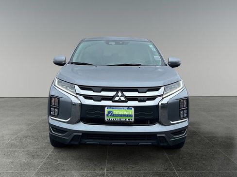 Used 2025 Mitsubishi Outlander Sport SE AWD/4WD image 2