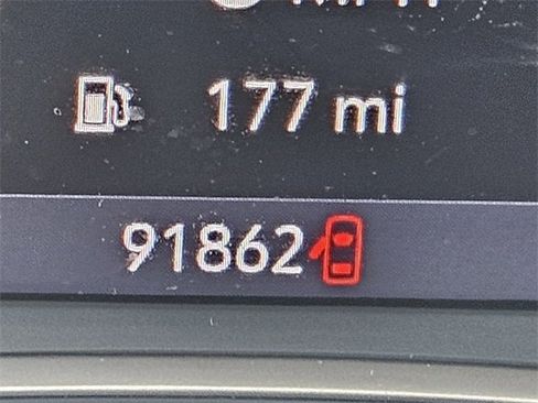 Used 2020 Chevrolet Traverse LT w/ LT Premium Package image 30