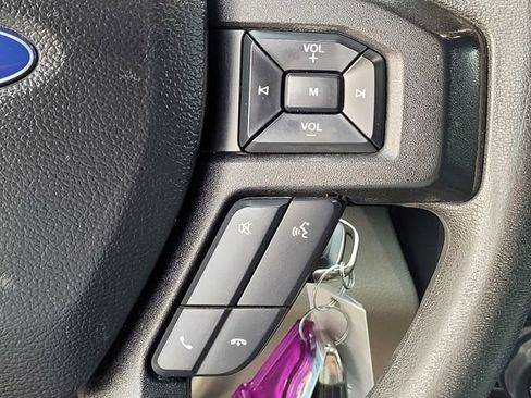 Used 2018 Ford F150 XLT w/ Trailer Tow Package image 25