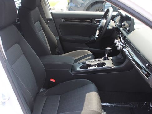 Used 2023 Honda Civic EX image 13