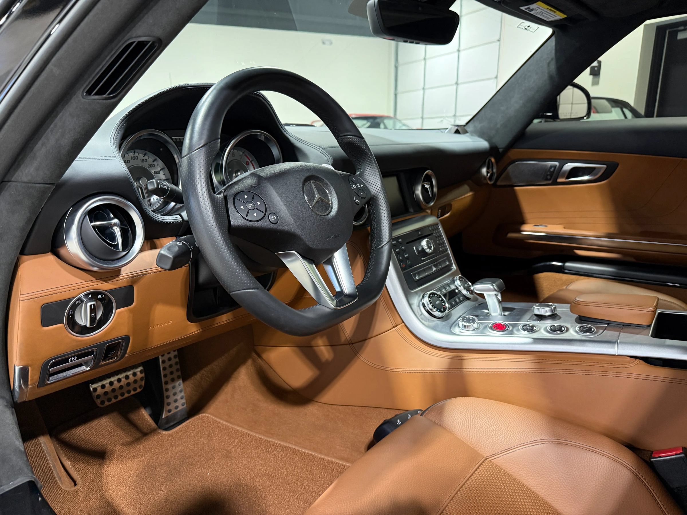 Used 2011 Mercedes-Benz SLS AMG Coupe image 54