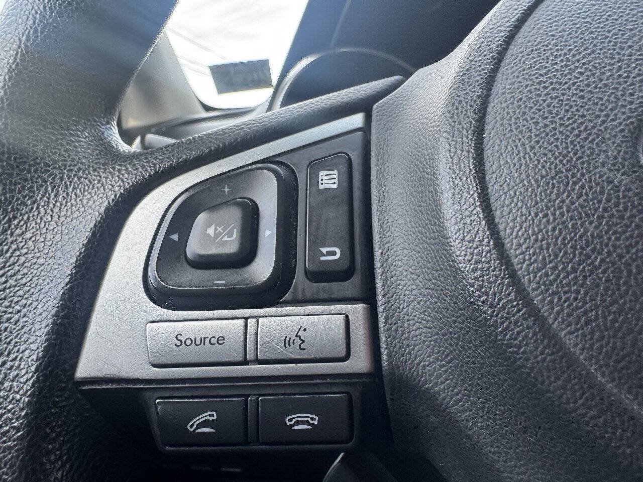 Used 2016 Subaru Outback 2.5i AWD/4WD image 32