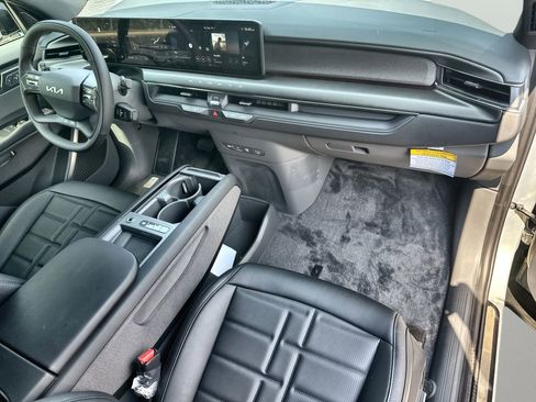 New 2026 Kia EV9 Land w/ Nightfall Edition Package image 11