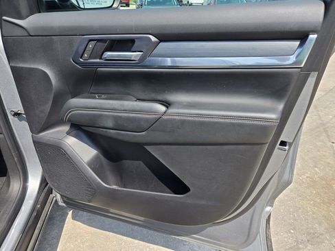 Used 2025 GMC Terrain Elevation AWD/4WD image 30