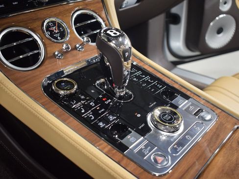 New 2026 Bentley Continental GTC AWD/4WD image 33