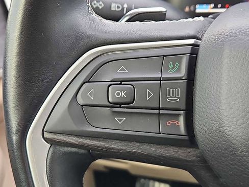 Used 2021 Jeep Grand Cherokee L Limited image 24