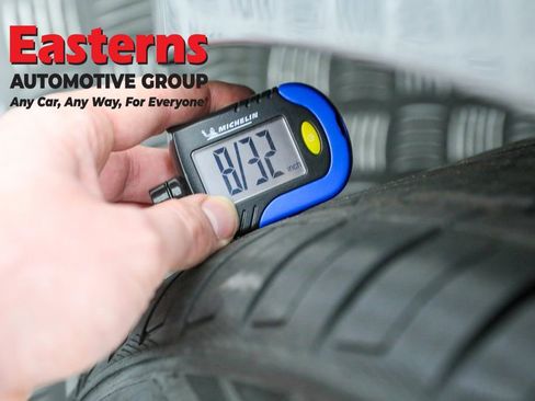 Used 2023 BMW 330i Sedan w/ M Sport Package image 28