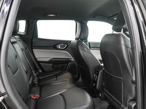 Used 2023 Jeep Compass Limited AWD/4WD image 13
