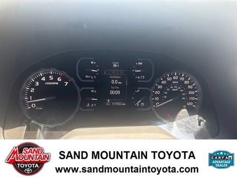 Used 2018 Toyota Tundra SR5 w/ SR5 Upgrade Package RWD image 18