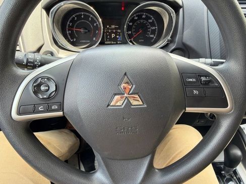 Used 2025 Mitsubishi Outlander Sport ES AWD/4WD image 21