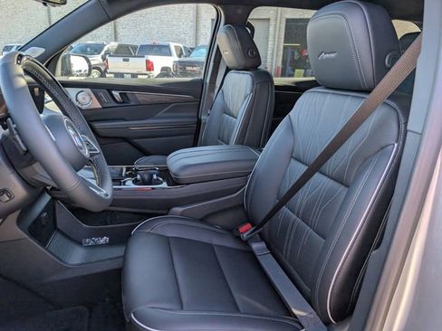 New 2026 Buick Enclave Avenir w/ Super Cruise Package FWD image 18