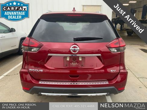Used 2020 Nissan Rogue SV FWD image 7