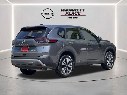 Used 2023 Nissan Rogue SV image 22