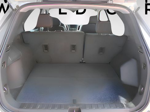Used 2024 Chevrolet Equinox LS FWD image 31