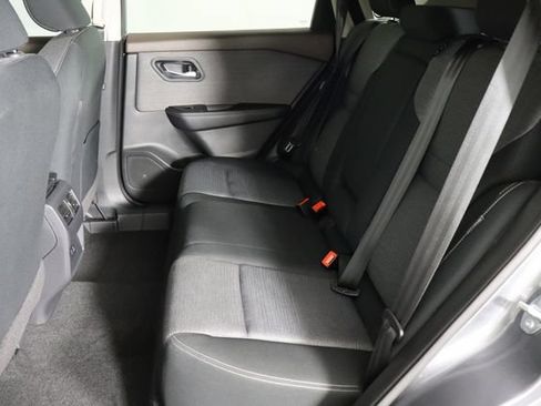 Used 2023 Nissan Rogue SV FWD image 16