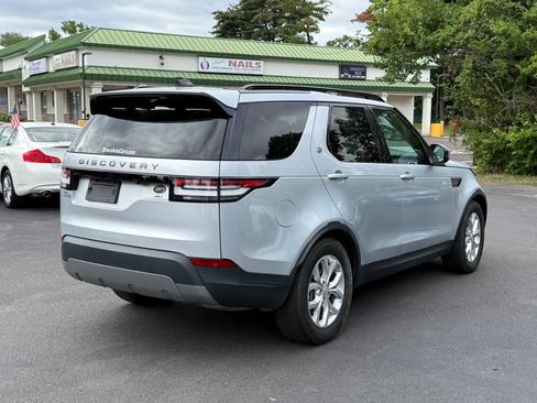 Used 2018 Land Rover Discovery SE AWD/4WD image 8