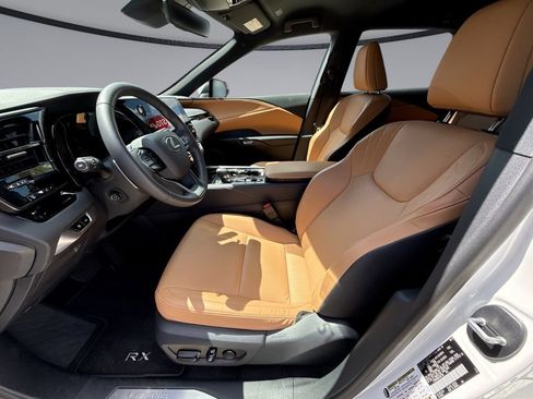 Used 2025 Lexus RX 350 FWD w/ Technology Package image 30
