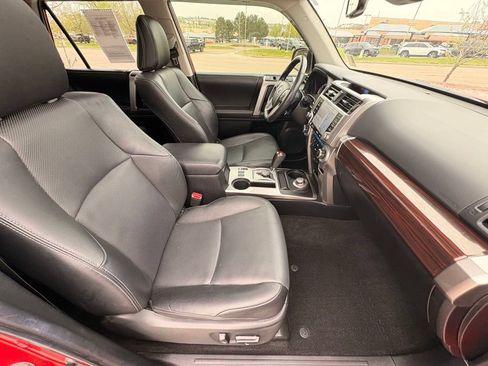 Used 2024 Toyota 4Runner Limited AWD/4WD image 35