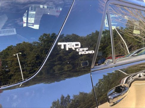 Used 2024 Toyota 4Runner TRD Off-Road image 10