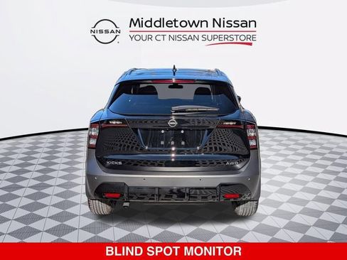 Certified 2025 Nissan Kicks SV w/ SV Premium Package AWD/4WD image 5