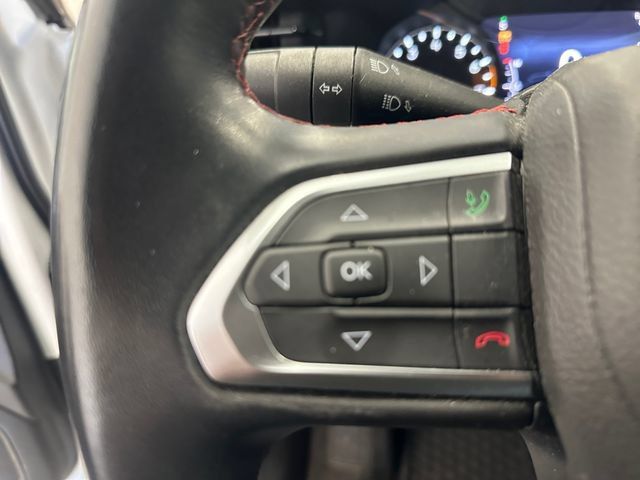 Used 2022 Jeep Compass Trailhawk w/ Trailhawk Convenience Group AWD/4WD image 24