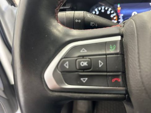 Used 2022 Jeep Compass Trailhawk w/ Trailhawk Convenience Group AWD/4WD image 24